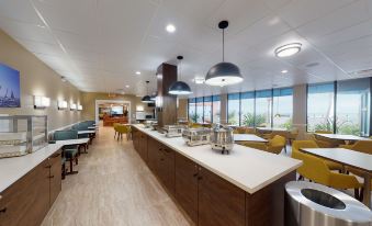 Clarion Pointe Galveston - Beachfront