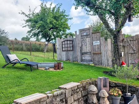 Am Meintetal Отели в г. Люгде