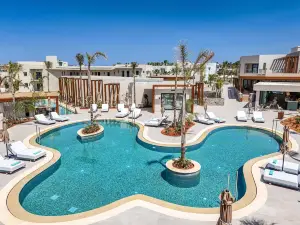 Noble Hotel Suites - Adults Only