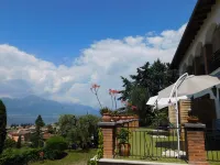 Villa Maria Lake View, apartment, terrace, near the village with parking.