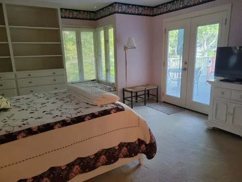Wonderful Oasis in Kingston Plantation, near the Embassy and Hilton. - Villas
