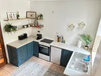 Quiet townhouse with Irish charm