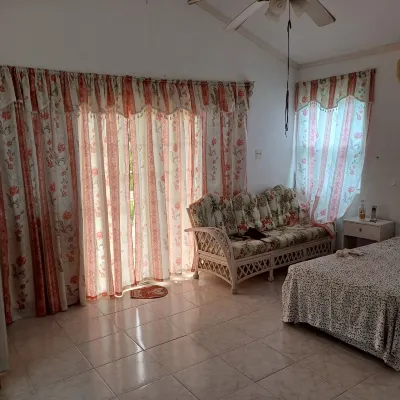 Great, Centrally located appartment with extra large rooms  호텔