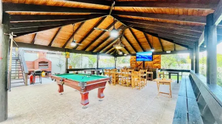 Propiedad de fácil acceso, jacuzzi y piscina climatizada en Jarabacoa.