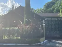 Slice of Paradise Hotel a 