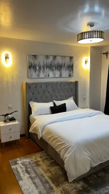 ALMA STAY- MODERN, ELEGANT AND CLASSY APARTMENT