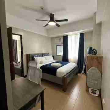 Luxury minimalist in the heart of Cubao Rooms
