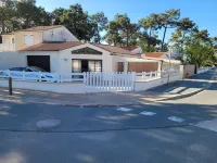 Princess House Hotels near Skatepark de La Faute-sur-Mer