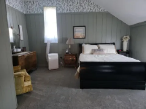 Your Home away from Home! Conveniently, centrally located, village home