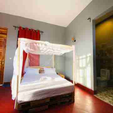 Charming 1-bedroom Lodge in marvelous Arusha with WiFi Rooms