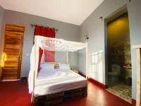 Charming 1-bedroom Lodge in marvelous Arusha with WiFi