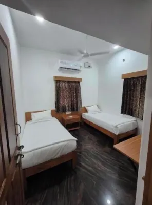 Cozy apartment in charming Dindigul with AC/ Mymoon service apartment