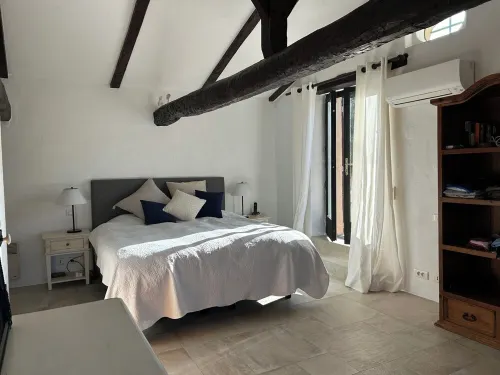 Secluded gem in Seillans with peace and amazing views