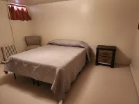 Downstairs apt, 2 beds, 3/4 bath, kitchen, washer/dryer.  Walk to restaurants. Hotels in Craig