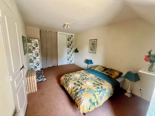 Family house with private jacuzzi, Near Saint Jacut beach, Lancieux, Dinard Hotel a Beaussais-sur-Mer