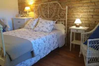 Country house in cellar between Penedès vineyards Alt Penedes 호텔