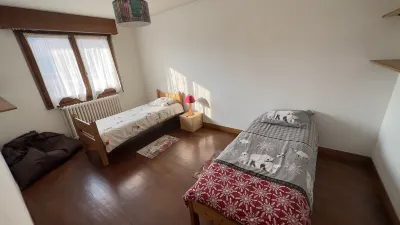 Grand Appartement Avec Très Grande Terrasse de 50m2 Dans 1 Village Haut-savoyard Chedde 주변 호텔