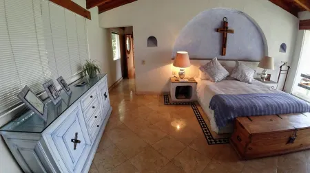 La Mayor de las Tribulaciones Отели рядом с достопримечательностью «Rancho El Reencuentro»