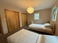3-BR Cottage w/ Game Room, Firepits, Lake Nearby in Highland Lake Hotels in Highland