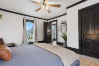 Quiet 2 BD Apartment in Downtown