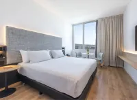 INNSiDE by Melia Barcelona Aeropuerto Hotels in El Prat de Llobregat