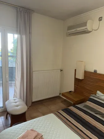 Lagonisi Cozy House 1800m From Beaches Family Friendly Private Parking