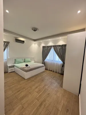 Modern Villa فنادق في Dangme West