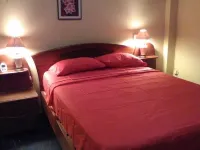 Beach apartment facing the sea. โรงแรมใน