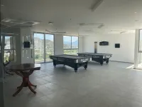 Acogedor Apartamento en Alquiler Vista al Mar con Amplias Zonas Comunes