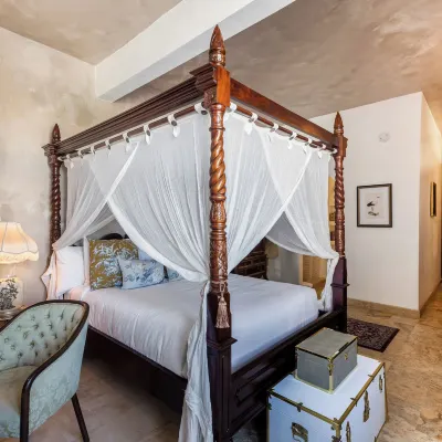 Casa Lucienne Hotels near San Cristobal Castle
