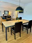 Charming 2-bedroom house in Lakewood with WiFi access