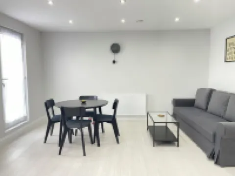 Newly Built Spacious 1 Bedroom Apartment