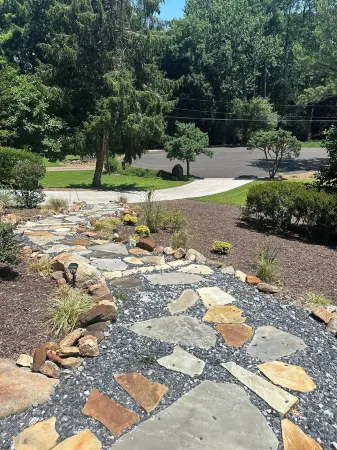 Spacious 5-bedroom house in charming Stone Mountain with WiFi, AC