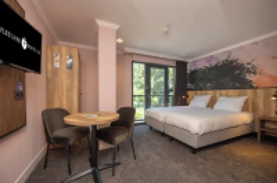 فليتشر هوتل - ريستورانت دو كيمبين فنادق في 