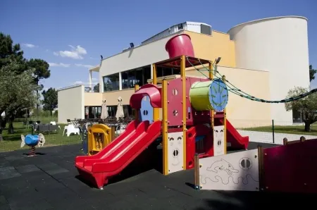 Villa Palmela Resort V5 Private pool Отели в г. Кинта-ду-Анжу