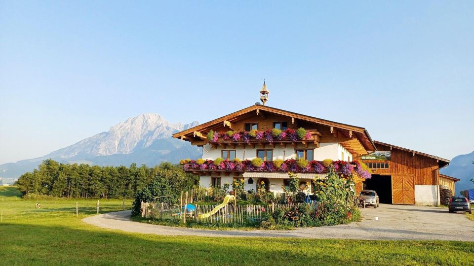 Holiday on an Organic Farm Near Ski Slopes