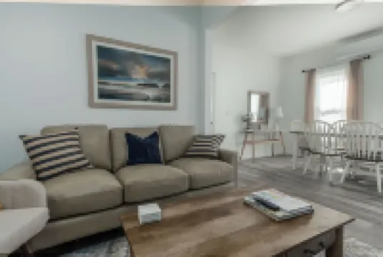 Gorgeous Coastal Getaway