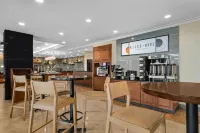 Drury Plaza Hotel St Louis Creve Coeur - breakfast