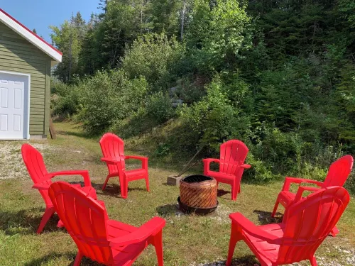 Modern Cozy Cabin On Bonne Bay Pond. 10 min from Gros Morne National Park! Các khách sạn ở Division No. 9 Subd. A