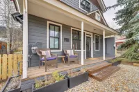 Inviting and Renovated Home in Crested Butte! - parking