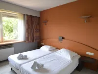 Sleep & Go Brussels Expo Hotel Hotels near Oceade