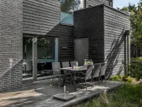 "Hunding" - 2.5km from the sea