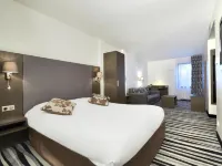 Kyriad Saint Quentin EN Yvelines - Montigny Hotels in Trappes