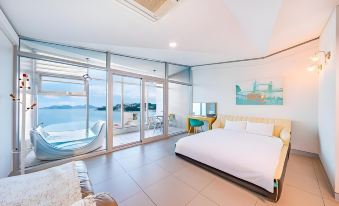 Geojae Sanggaksokeui Jip Pension - Jangmok Branch