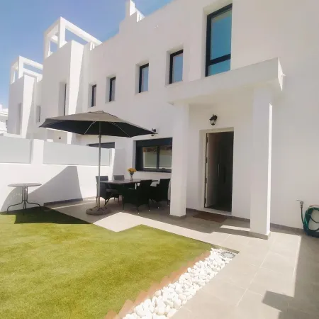 Mangos Scandinavian Living Nerja