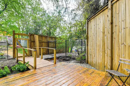Renovated Carrboro House with Deck and Fire Pit!