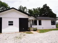 The Mayor • Huge Kids Space • Near Lake & Rivers Hotels in Sequoyah County