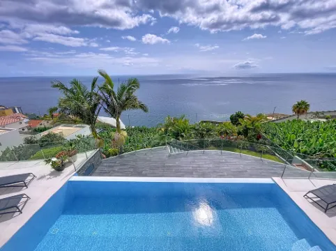 Villa Zenha by Atlantic Holiday