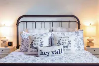 Hyde Park Carriage House Hotels in Central Austin