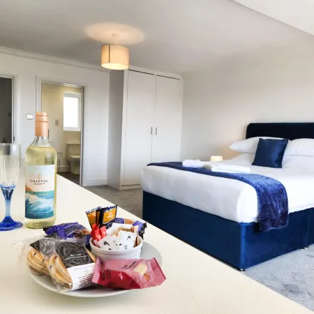 Bay View - 1 Bed Suite - Ocean Breeze - Port Eynon Отели в г. Порт Эйнон